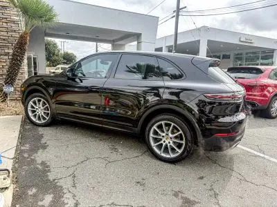 2020 Porsche Cayenne Base photo 4