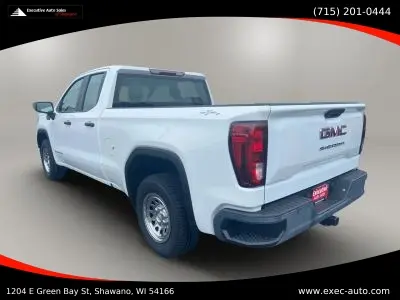 2019 GMC Sierra 4WD Double Cab Standard Box photo 3