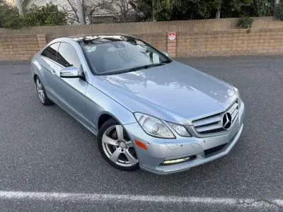 2013 Mercedes-Benz E-Class E350 photo 2