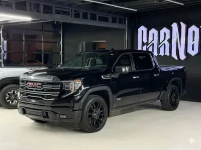 2018 GMC Sierra 2WD Crew Cab Short Box SLT photo 3