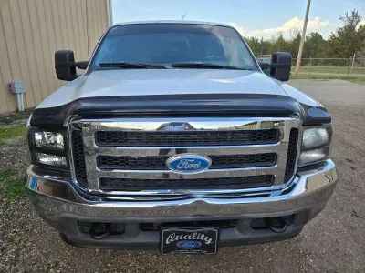 2004 Ford Excursion XLT 5.4L photo 3