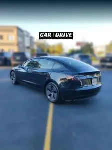 2022 Tesla Model 3 Standard Range Plus photo 5