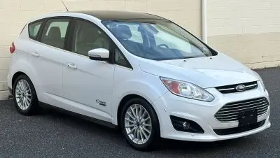 2014 Ford C-Max Energi SEL photo 2
