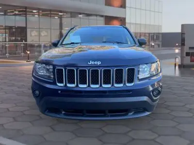 2015 Jeep Compass Sport photo 5