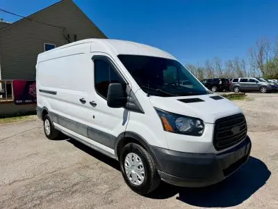 2019 Ford Transit 250 Med Roof Sliding Pass. 148 WB photo 3