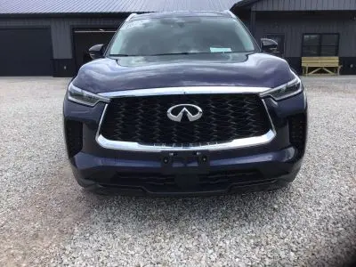 2023 INFINITI QX60 LUXE AWD photo 5