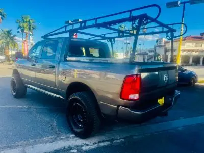 2012 RAM 1500 Express Crew Cab photo 4