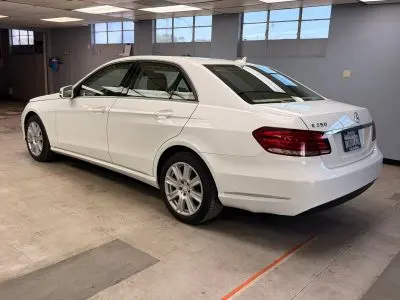 2014 Mercedes-Benz E-Class E350 Luxury photo 5