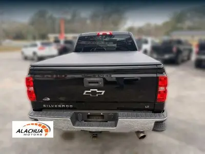 2018 Chevrolet Silverado 1500 LT Double Cab Std Box photo 4