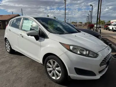 2017 Ford Fiesta S Hatchback photo 2