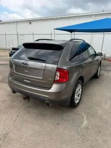 2013 Ford Edge SEL photo 5