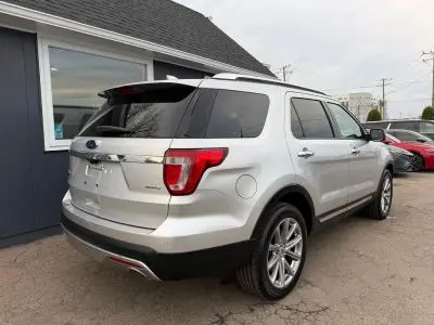 2017 Ford Explorer Limited 4WD photo 4