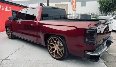 2016 Chevrolet Silverado 1500 LT Crew Cab Short Box photo 4