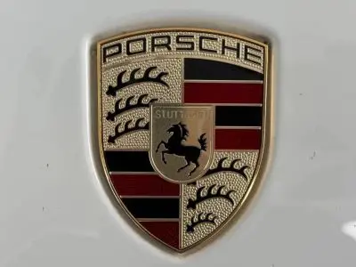 2017 Porsche Cayenne Platinum Edition photo 4