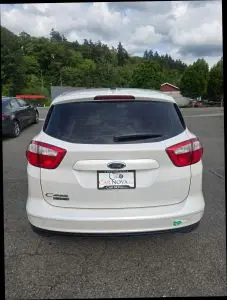 2015 Ford C-Max Energi SEL photo 5