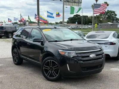 2014 Ford Edge SEL photo 2