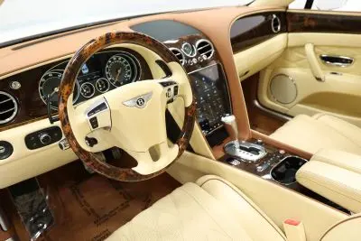 2014 Bentley Flying Spur Base photo 3