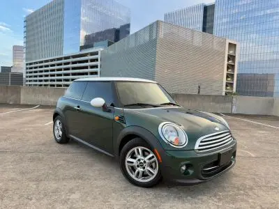 2012 MINI Cooper Base photo 2