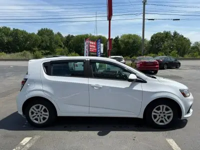 2019 Chevrolet Sonic 5dr 1FL Automatic (Fleet) photo 4