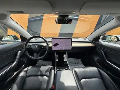 2018 Tesla Model 3 Long Range photo 4