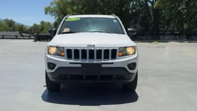 2016 Jeep Compass Sport 4X4 photo 2