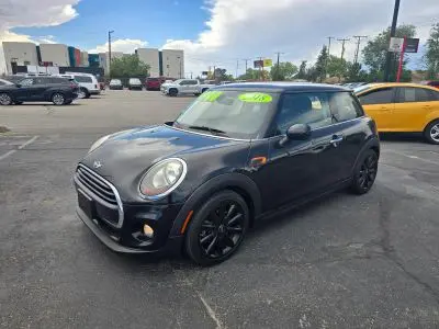 2018 MINI Cooper Base photo 3