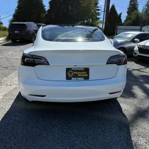 2023 Tesla Model 3 Base photo 5