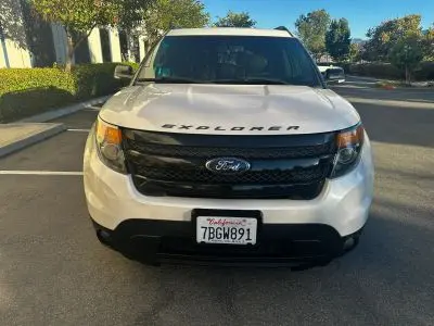 2014 Ford Explorer Sport 4x4 photo 2