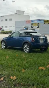 2013 MINI Cooper Base photo 3