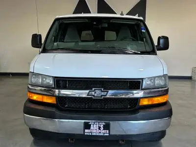 2020 Chevrolet Express 3500 LT Extended photo 3