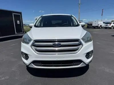 2017 Ford Escape SE photo 2