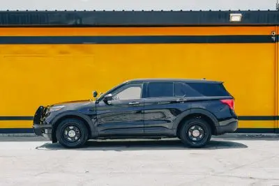 2023 Ford Explorer undefined photo 2