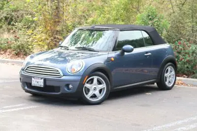 2009 MINI Cooper Base photo 4