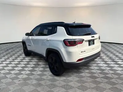 2019 Jeep Compass Altitude 4X4 photo 5