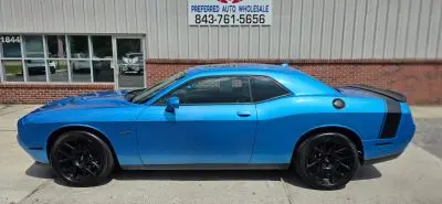 2016 Dodge Challenger R/T Plus photo 4