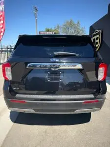 2021 Ford Explorer XLT RWD photo 5