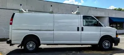 2019 Chevrolet Express 3500 Extended Work Van photo 5