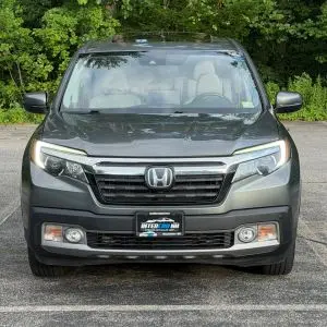 2019 Honda Ridgeline RTL-E AWD photo 3