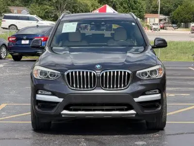 2019 BMW X3 sDrive30i photo 3