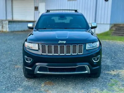 2014 Jeep Grand Cherokee Limited 4WD photo 2