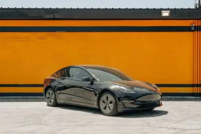 2023 Tesla Model 3 Base photo 3