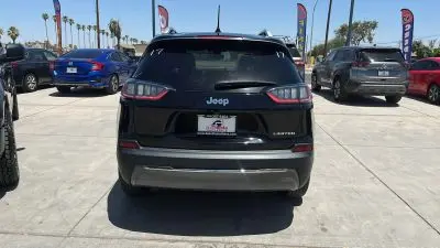 2019 Jeep Cherokee Limited photo 3
