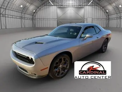 2018 Dodge Challenger SXT Plus photo 4