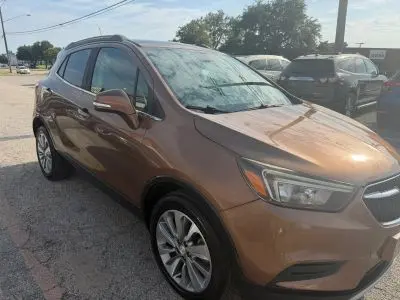 2017 Buick Encore Preferred photo 2