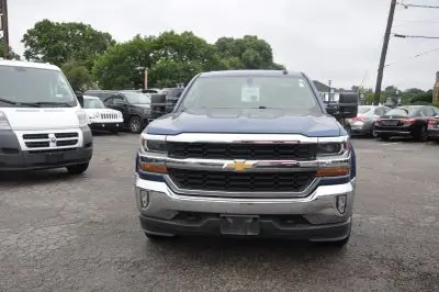 2016 Chevrolet Silverado 1500 LT 4X4 Double Cab Std Box photo 2