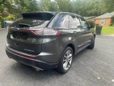 2018 Ford Edge Titanium photo 5