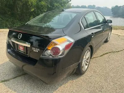 2012 Nissan Altima 3.5 SR CVT photo 5