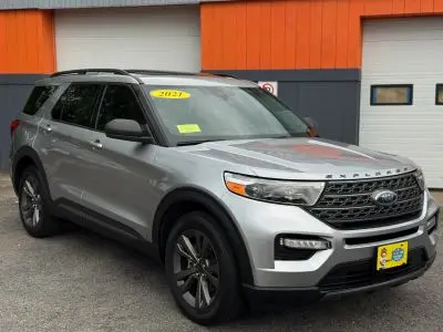 2021 Ford Explorer XLT 4WD photo 5