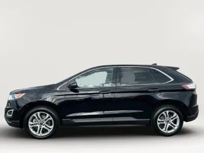 2018 Ford Edge Titanium AWD photo 4