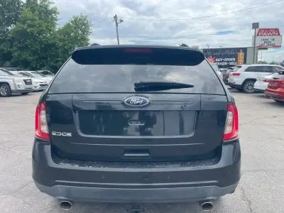 2013 Ford Edge SE photo 5